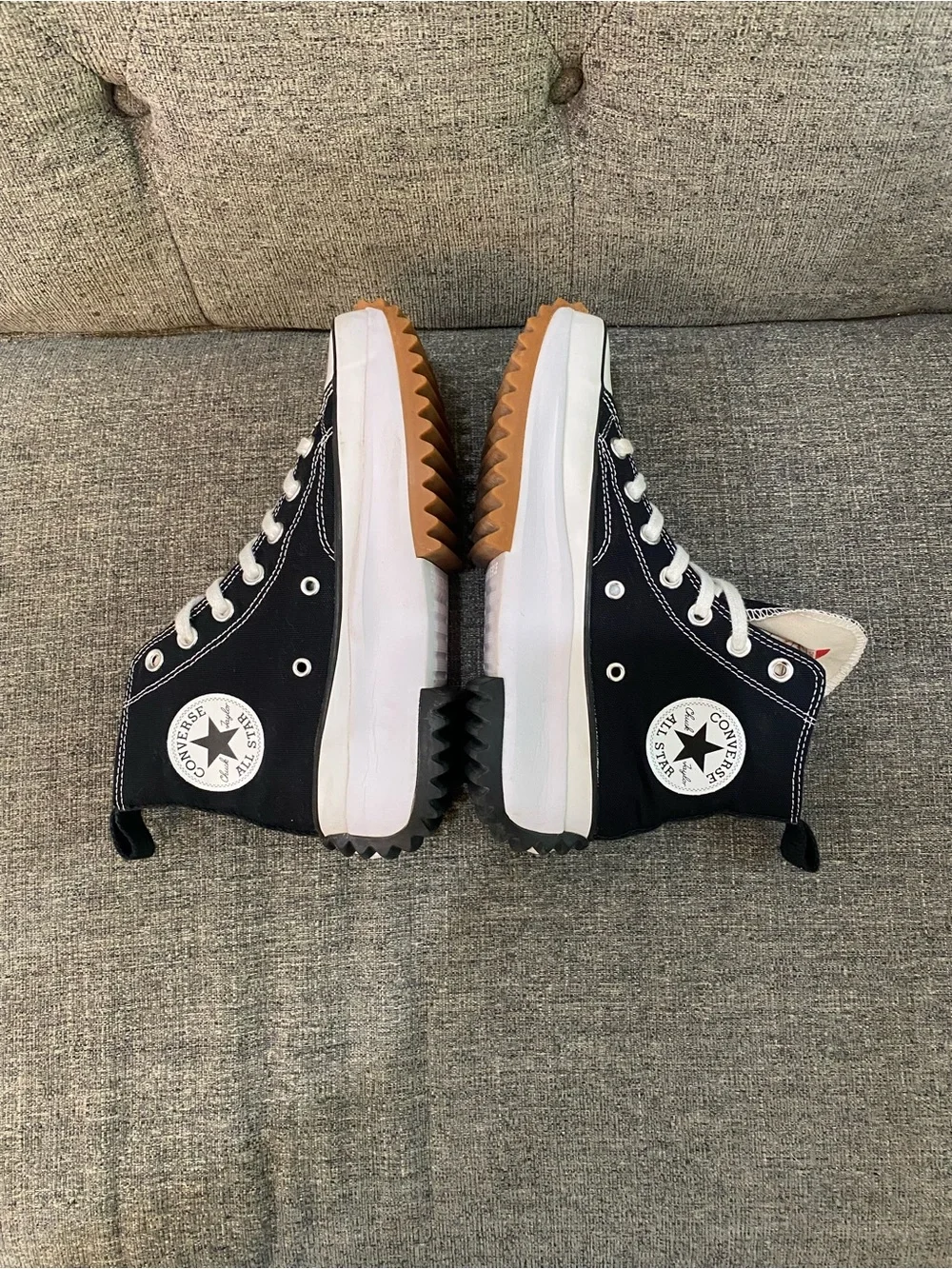 Converse Run Star Hike Platform High Top Sneakers Women’s Size 7